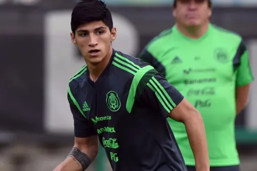 Alan Pulido.