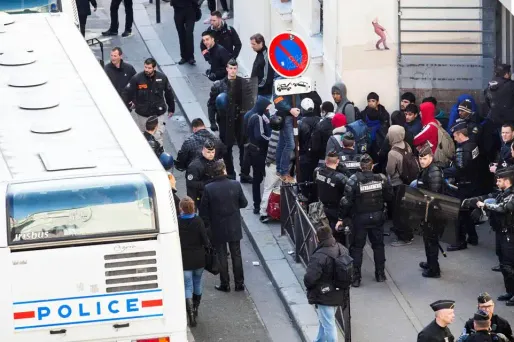 migrants camp evacuation 1280