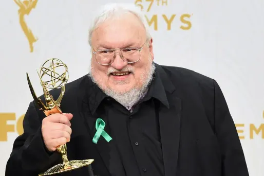 Depuis 1996, George R.R. Martin a déjà publié cinq tomes de Game of Thrones, le dernier en 2011.