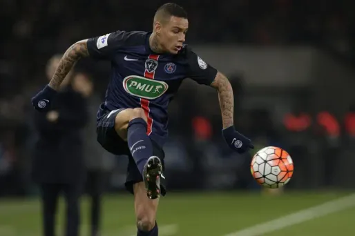 Van der Wiel, âgé de 28 ans, était arrivé en 2012 en provenance de l'Ajax Amsterdam.