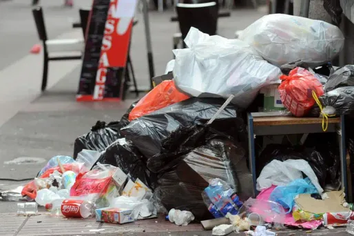 poubelles dechets 1280