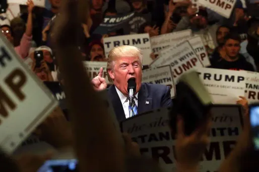 Un homme a été inculpé lundi pour avoir tuer Donald Trump.