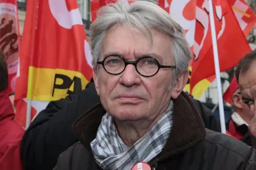 "Il y a un point qui évolue c'est sur la branche, sauf que l'article 2, il ne bouge pas" , a déclaré Jean-Claude Mailly.