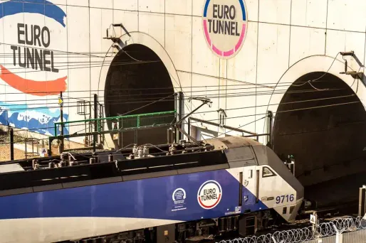 Prison ferme pour un réfugié qui avait traversé à pied le tunnel sous la Manche