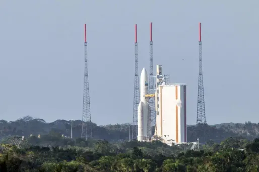Ariane 5 sur son pas de tir. Image d'illustration.