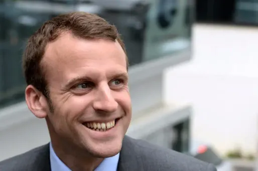 Macron veut "rétablir la vérité" sur sa situation fiscale