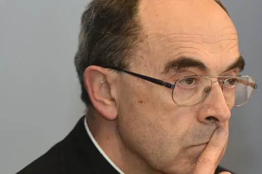 Les faits qui sont reprochés au prêtre pourront être jugés.