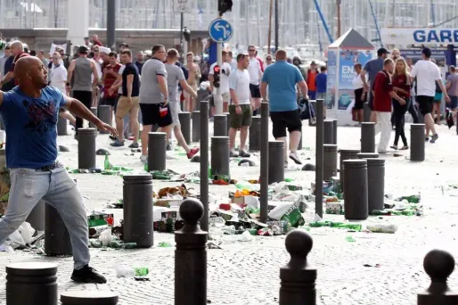 Des débordements ont éclaté dans le centre-ville de Marseille, samedi