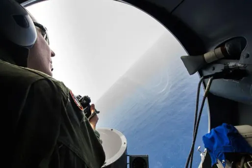 Crash Egyptair : le signal détecté est bien celui d'une des deux boîtes noires