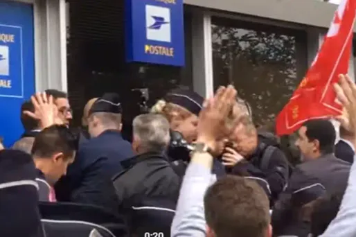 Macron chahuté à Montreuil : "Ils n'ont aucun impact sur moi"