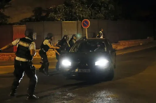 Beaumont-sur-Oise, dans la nuit de samedi à dimanche 24 juillet 2016. Adama Traoré
