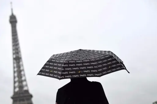 De possibles averses sont attendues en Île-de-France.