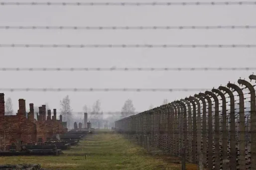 Plus d'un million de personnes sont mortes dans le camp d'Auschwitz.