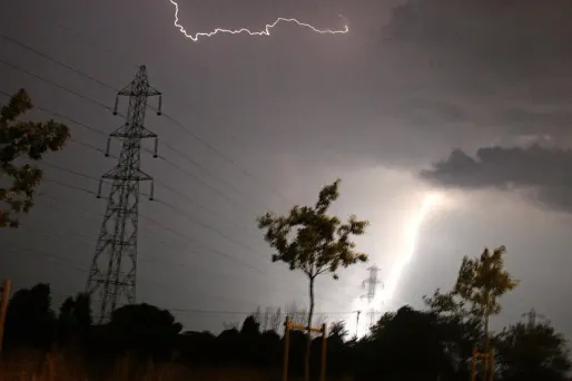 Le temps jeudi : orages des Pyrénées au Nord-Est