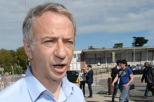 Les socialistes frondeurs, dont Laurent Baumel, tiendront leur université d'été les 10 et 11 septembre à La Rochelle.