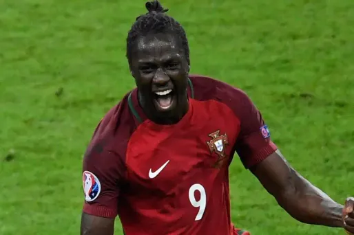 Les supporters portugais s'excusent auprès d'Eder, le buteur de la finale