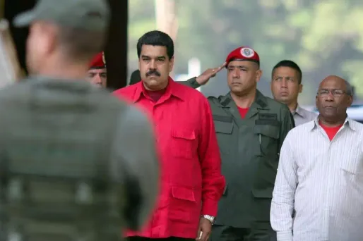 Nicolas Maduro soutient Bernie Sanders, son "ami révolutionnaire"