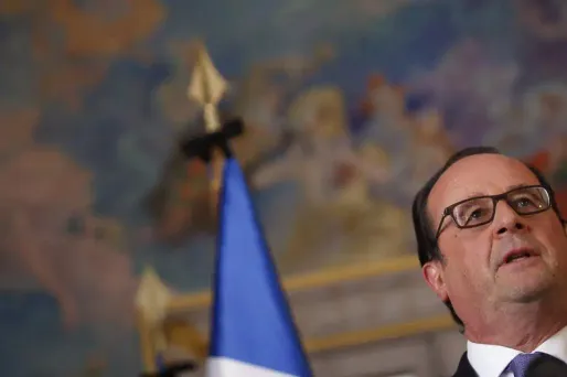 Popularité :  Hollande à 19%, Valls, à 24%,