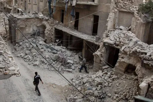 Syrie : quatre hôpitaux d'Alep touchés par des bombardements aériens
