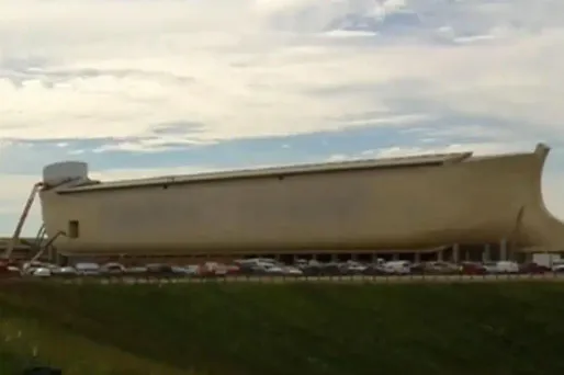 L'arche reconstruite fait 30 mètres de long.