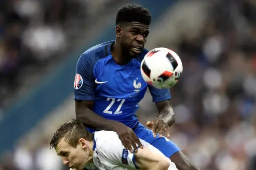 Samuel Umtiti face à l'Islande (1280x640) Philippe LOPEZ/AFP
