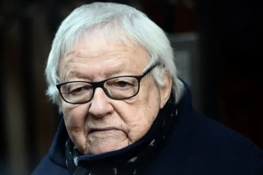 Roger Dumas, le 12 février 2015, à Paris, lors des funérailles de Roger Hanin.