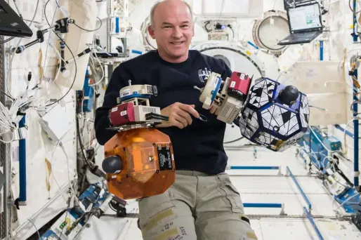 Le "papy astronaute" Jeff Williams bat le record américain du temps passé dans l'espace