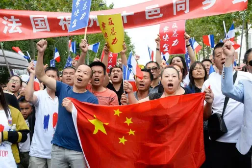 Excédés par les violences, des Chinois défilent pour demander la protection de l'Etat