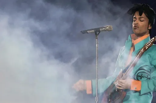 Prince pourrait avoir été victime de pilules de contrefaçon