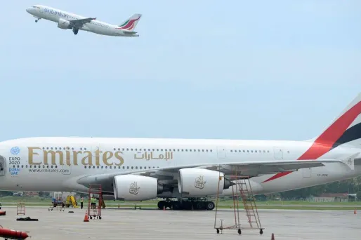 L'aéroport international de Dubaï devenu en 2015 le premier au niveau mondial en termes de passages internationaux.