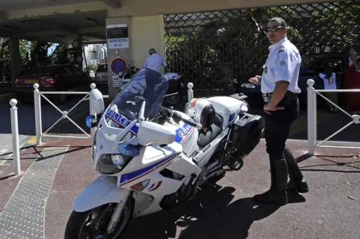 police policers 1280