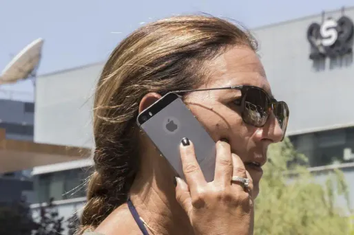 smartphone, crédit : JACK GUEZ / AFP - 1280