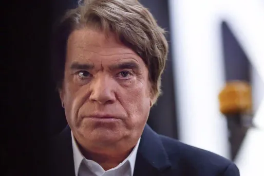 Bernard Tapie est  condamné à rembourser quelque 400 millions d'euros après l'annulation de l'arbitrage dans l'affaire du Crédit Lyonnais.