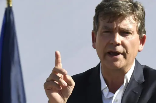 Montebourg crédit : PHILIPPE DESMAZES / AFP - 1280