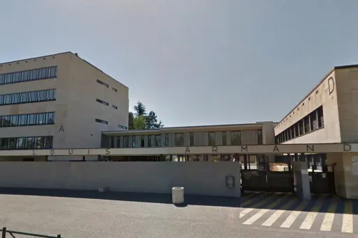 Le lycée Louis-Armand de Gleize a été le théâtre d'une violente agression à arme blanche.