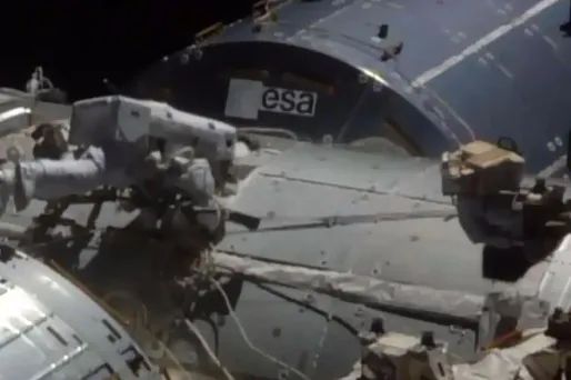 Kazakhstan : retour sur Terre de trois astronautes de l'ISS