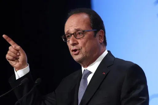 LA QUESTION D'EUROPE SOIR - Etes-vous d'accord avec François Hollande quand il dénonce les surenchères de la droite sur la laïcité et le terrorisme ?