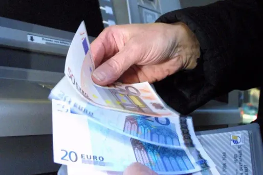 Mardi, un homme a été convoqué au commissariat de Valence pour avoir trouvé une enveloppe contenant 450 euros. (Illustration)