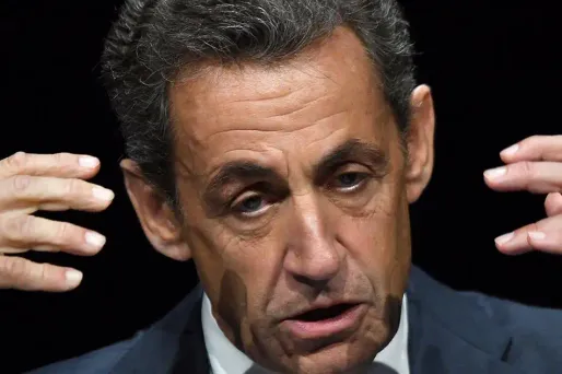 Sarkozy est convaincu que Hollande se représentera en 2017