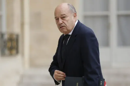 Baylet accusé de violences : une lettre ouverte adressée à François Hollande et une pétition