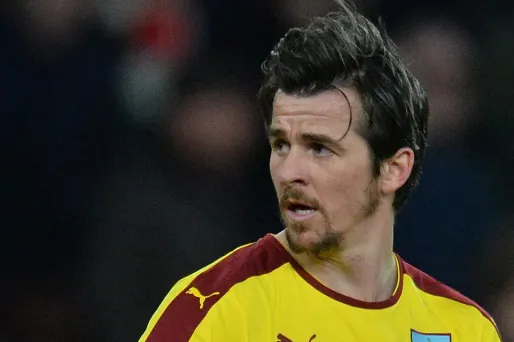 Foot : Joey Barton poursuivi pour avoir parié sur 44 matches