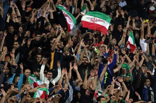 Les supporteurs iraniens ne se sont pas privés de célébrer le but de la victoire de leur équipe.
