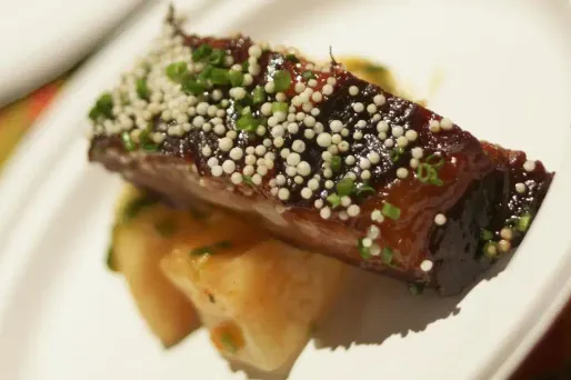 La recette inratable en deux minutes : les travers de porc caramélisés