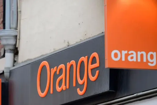 Orange avait lancé ce dispositif en 2010 et 2012 invoquant la sécurité de ses salariés, et afin de géolocaliser les véhicules en cas de vol.