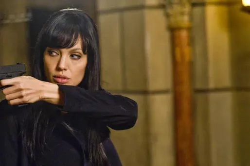 salt angelina jolie 1280