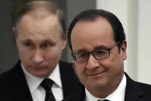François Hollande "se pose la question" de recevoir Vladimir Poutine à l'occasion de la visite en France du président russe