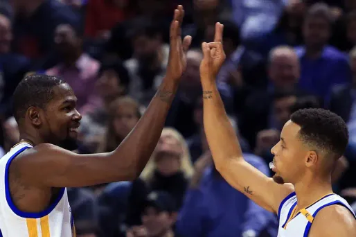 Kevin Durant et Stephen Curry.