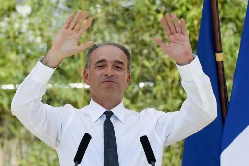 Jean-François Copé met en avant son expérience de maire de Meaux.