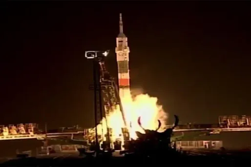 Le Français Thomas Pesquet, l'Américaine Peggy Whitson et le Russe Oleg Novitski sont partis à 21h20 heure française.