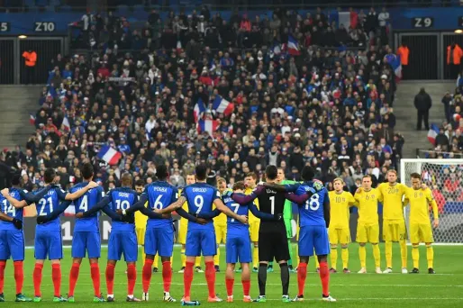 Une émotion rare au Stade de France, en mémoire des victimes des attentats du 13-Novembre